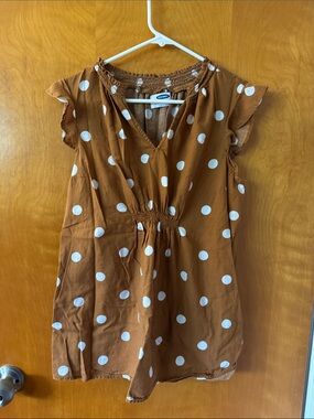 Old Navy Brown Polka Dot Smocked Top